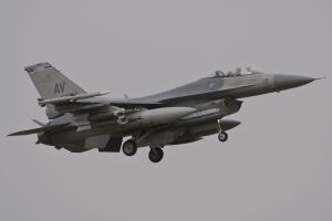 aviano march 27 2011 viper05 f 16cm 87 0355 510thfs 31stfw aviano ab italy aviano march 27 2011 viper05 f 16cm 87 0355 510thfs 31stfw aviano ab italy