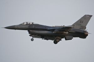 aviano march 31 2011 viper03 f 16cm 89 2018 510thfs 31stfw aviano ab italy aviano march 31 2011 viper03 f 16cm 89 2018 510thfs 31stfw aviano ab italy
