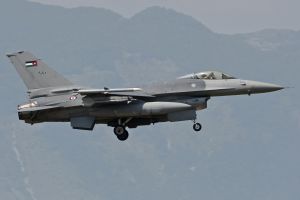 aviano may 21 2011 saif35 f 16a 680 6thsquadron al azraq ab jordan aviano may 21 2011 saif35 f 16a 680 6thsquadron al azraq ab jordan